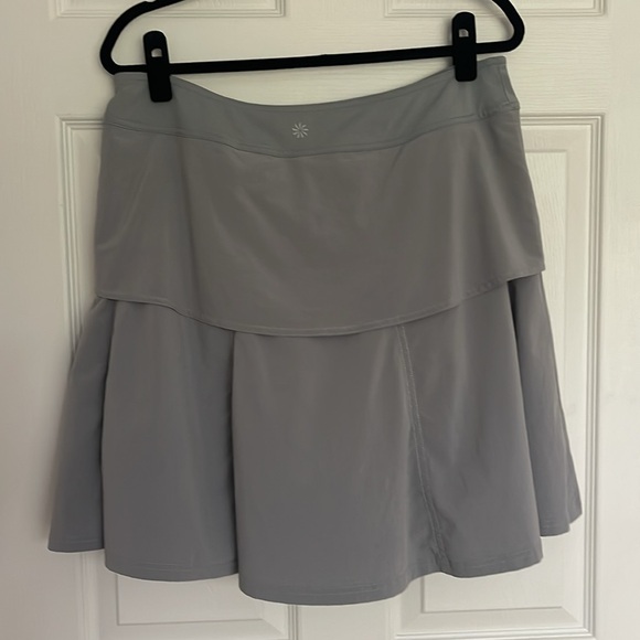 Athleta light grey skort, skirt with shorts - Picture 3 of 7